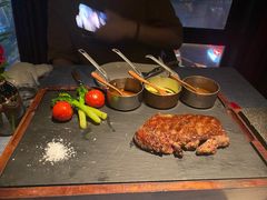 -弦月窗LUNETTE BY AMANDA(复兴路店)