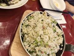 -侬佳蒸菜馆(听潮店)