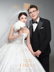 -雪中彩影婚纱摄影·微光艺术中心