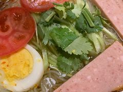 -喝丢一只鞋辣炒海鲜小烧烤(三八广场店)