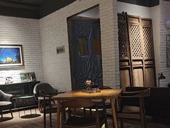 -JINNS锦时 steak&pizza(浸信会礼拜堂旧址店)