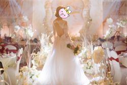 -AMOUR·爱沫婚纱礼服·小众设计品牌
