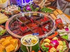 -憨孃孃·重庆老火锅(红山黑金店)