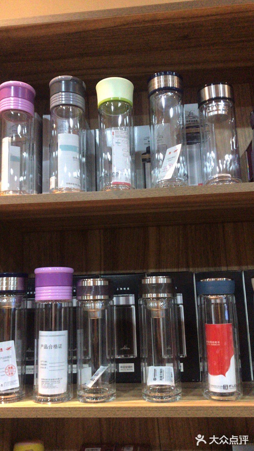 泗洪胡记茶行。