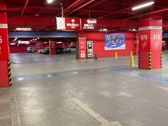 -欧尚超市苏州店停车场(金鸡湖路店)