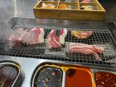 -马路牙子烧烤音乐酒馆(望京店)