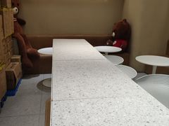 -沪上阿姨鲜果茶(世茂广场宽厚里店)