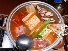 泡菜肥牛部队锅-春熙台韩国料理·章鱼肥牛(西丽店)