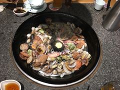 -船梆煮•蒸汽海鲜·炉火烤肉(五四广场店)