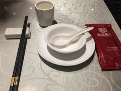-湖庭壹品鸭王·传统北京烤鸭·别墅私房菜·庭院宵夜(江宁店)
