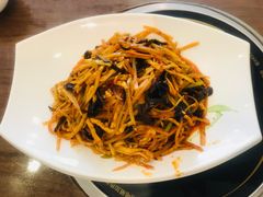 -洁神饭庄·海鲜·青岛菜·30年老字号(五四广场店)