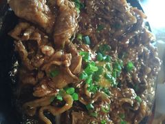 肥牛窝蛋-火啫啫·粤式啫啫煲(南通首店)