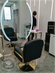 -MODEL'S HAIR