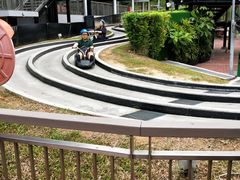 -圣淘沙天际线斜坡滑车