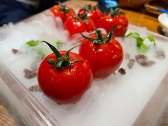 番茄脆菇沙拉-小大董·烤鸭(王府井apm店)