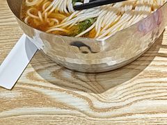 -魔都三兄弟酸辣粉·蘸卤炸串(虹桥万科店)
