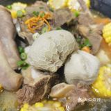 在东岭南街，临近刘老根大舞台的牛大骨！