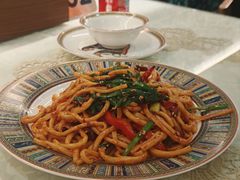 -欧提汗·新疆餐厅·清真(银都路店)