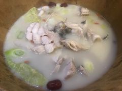石锅鱼-滇香肴·云南菜蒸汽石锅鱼(云南北路店)