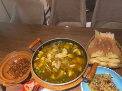 -有红鸡毛店·川菜(建设路店)