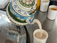 -粘豆包柴火铁锅炖