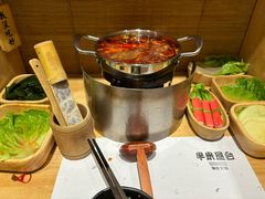 -独食火锅·半米屋台(直营总店)