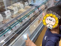 -VENCHI 闻绮(上海佛罗伦萨小镇店)