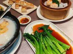 -广州中心皇冠假日酒店·百粤楼