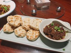鲅鱼酱配石头饼-聚缘堂·海鲜私房菜(松岭路店)