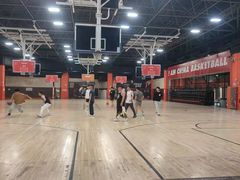 -洛克公园美式运动体验馆(唯品会合肥蜀山城市奥莱店)