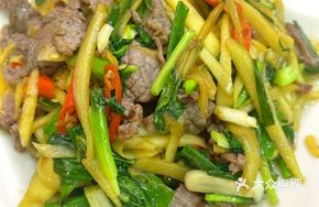 Beef Stir-Fried with Mango