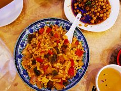 -维吾尔餐厅(宜山路店)