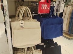 -优衣库(上海正大广场店)