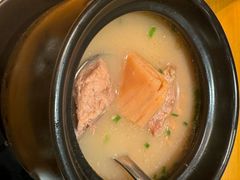 -莲餐厅·湖北菜·潜江小龙虾店(愚园路店)