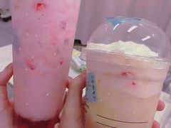 -瑞幸咖啡(怡富广场店)