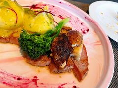 -杭州逸酒店(西湖武林店)