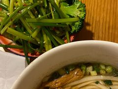 -矮子粉店1985·长沙米粉(湘春路店)