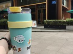 -星巴克臻选(南京艾尚天地店)