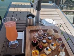 -昆明华邑酒店-鲜艳全日餐厅