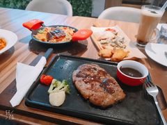 -必胜客(格尔木华兴店)
