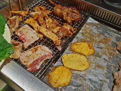 -张牌牌·东北烤肉小吃市集(金楠天街店)