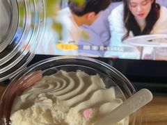 -红宝石·鲜奶小方·海派西点房(南丹店)