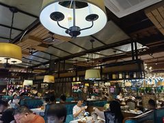 -领鲜活海鲜榴莲自助火锅(东门店)