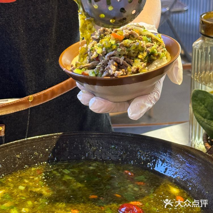 临港热门🔥的外婆时尚小火锅