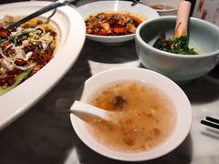 养颜桃胶银耳-蔴将·川菜(黄龙万科店)