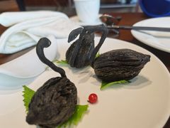 天鹅榴莲酥-索菲特酒店·乐轩华中餐厅