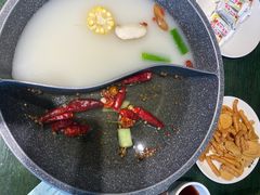 鸳鸯锅-老灶堂文创火锅(文艺路店)
