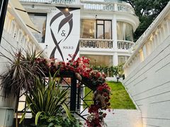 -Mark&Mars Restaurant