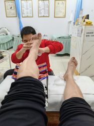 -爱足康修脚·甲沟炎·艾灸养生馆