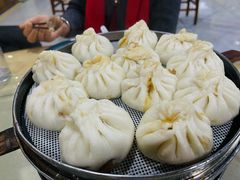 猪肉大葱包子-石饮红星包子(中山路店)